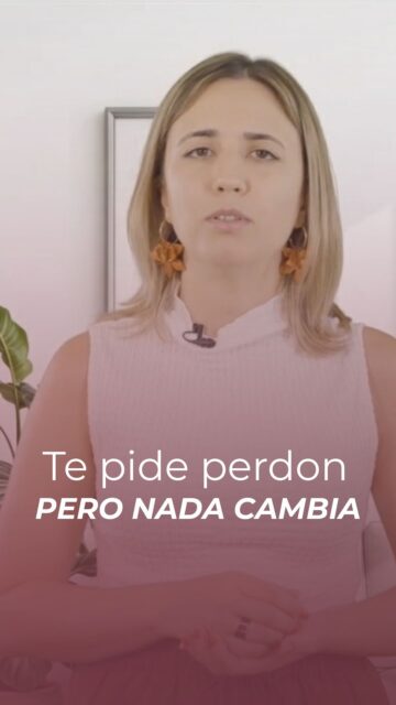 Después de una discusión, me pide perdón, pero nada cambia ¿te suena?Al principio, crees lo que dice, da la sensación de que va enserio y te quedas tranquil@. Parece que intenta cambiar, pero al poco tiempo “vuelve a lo de siempre” y eso es muy frustrante.¿Dónde están las promesas? El perdón no es una palabra vacía, es una decisión que implica un cambio.#ConexoSexualidadyPareja#TerapiaDePareja#RelacionesSanas BienestarEnPareja
